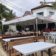 Isis Bungalows and Thai Restaurant User Photo