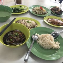 Yue Ping Bean Sprout Chicken User Photo