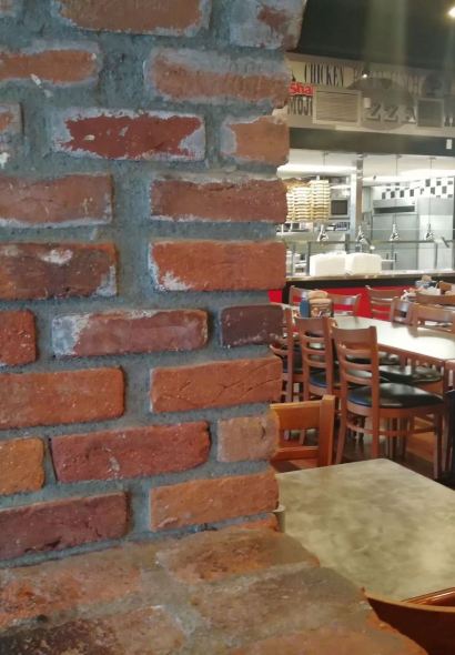 Shakey's Pizza Parlor