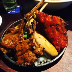 Bluefrog (Disney Town) User Photo