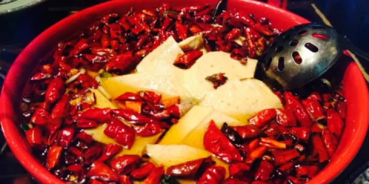 一盞明燈全素齋