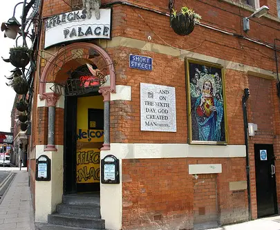 絶対に行くべきマンチェスターの観光スポット トリップドットコム