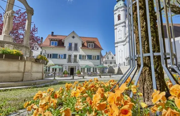 加斯特霍夫克魯茲賓館