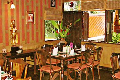 Baan Khanitha Thai Cuisine Sukhumvit 23