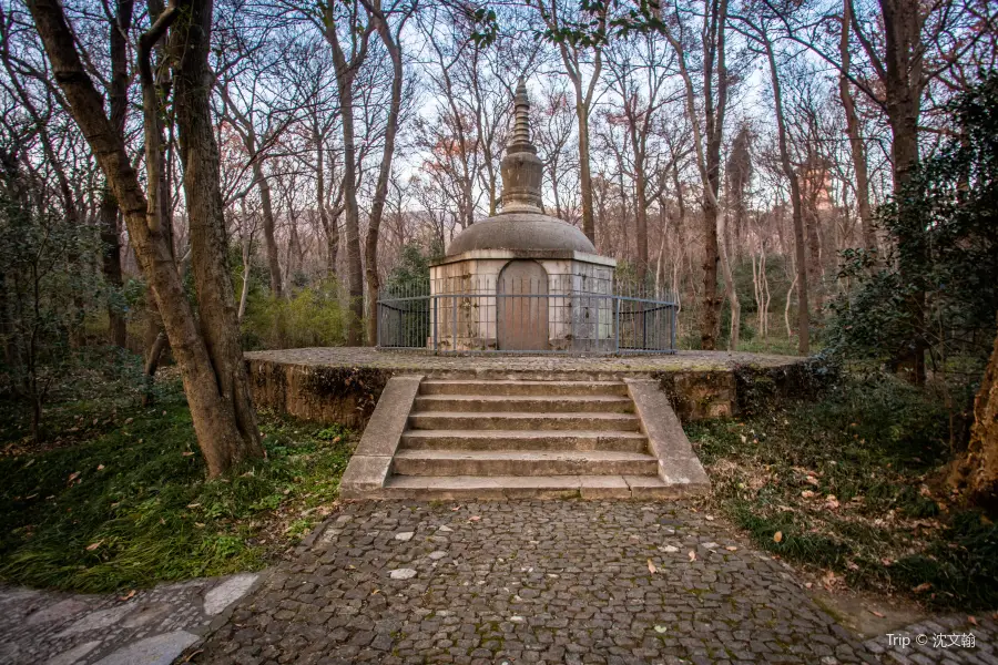 Sanjue Monument