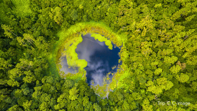 Trou Aux Cerfs Volcano