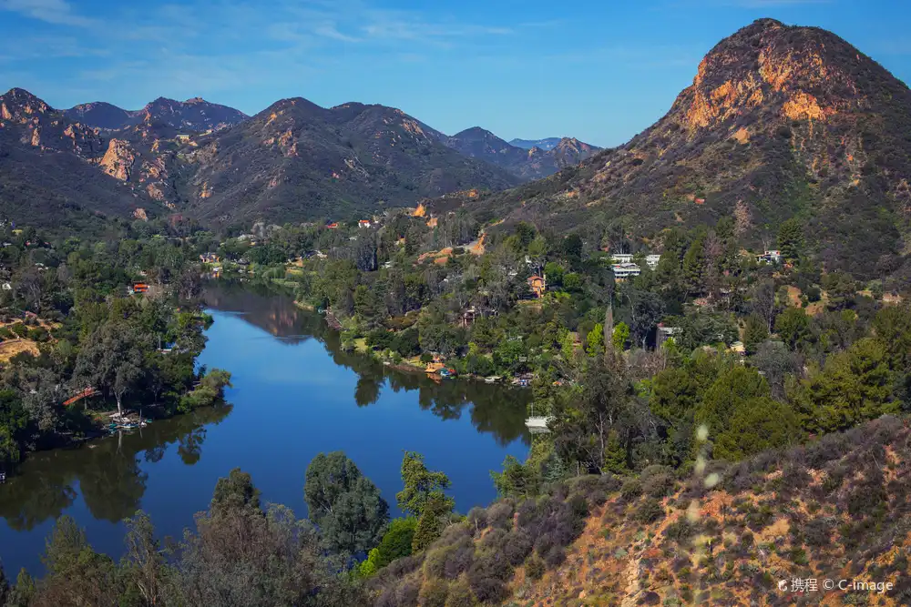 Hotels near Malibu Creek State Park