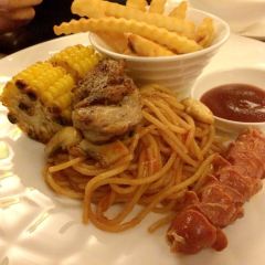FlavourCourtyard Restaurant User Photo