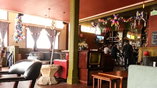 Azúcar Lounge