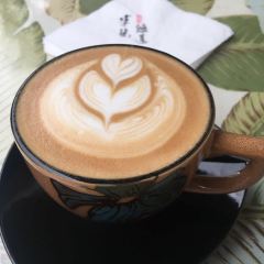 半朵悠莲咖啡馆(宏村店) User Photo