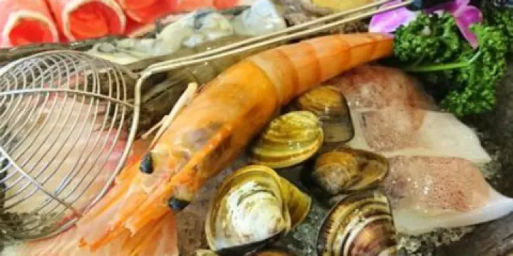 Poppy Flower Fusion Hot Pot Food