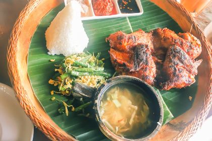 Pundi-Pundi Grill & Asian Cuisine