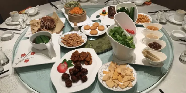 潼關十三花肉夾饃