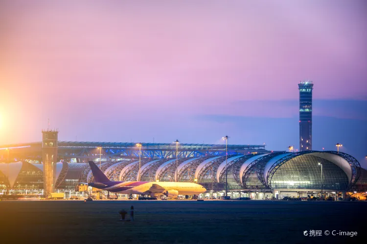 방콕 수완나품 공항