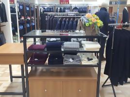 青山洋服（札幌中央本店）