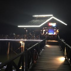 Calypso Floating Bar User Photo