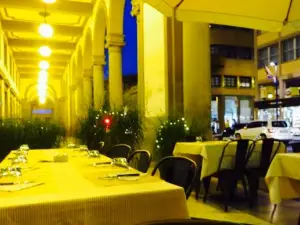 La Taverna del Portico