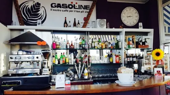 Gasoline Pub Di Benedetti Laura