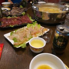 Yitouniumaoniuroutiyanguan(De Ji Bei Lu Dian) 여행 사진