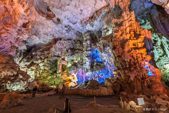 Sung Sot Cave