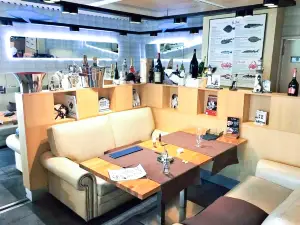 Meat & Fish (Afimall City)