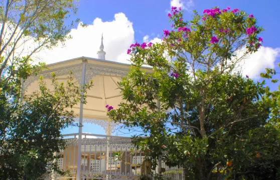 森尼班星酒店公寓