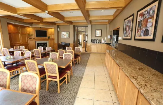 斯特林套房酒店