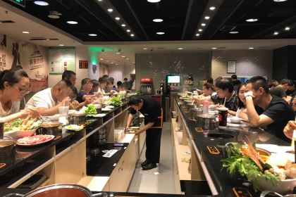 GA BU GA BU ZHANG GU KOU YIN ZUO CAN TING DIAN