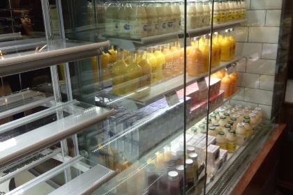 真輝烘焙（桃園路店）