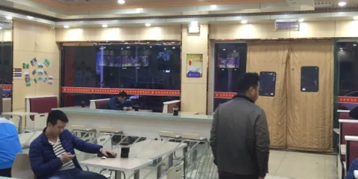 頂牛純湯牛肉拉麵(四季鮮店)