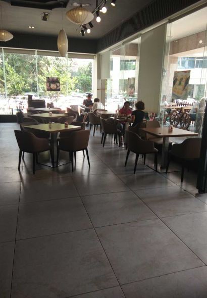 WEN CHENG JI SHI MAO ZHONG XIN DIAN