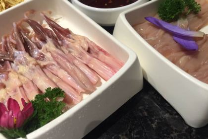 海底捞火锅(东百元洪店)