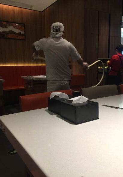 海底捞火锅(爱琴海店)