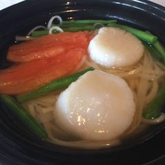 Lai Ching Heen User Photo