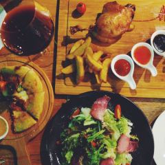 District Wine ảnh của người dùng