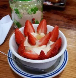 Strawberry Cafe