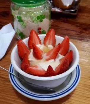 Strawberry Cafe