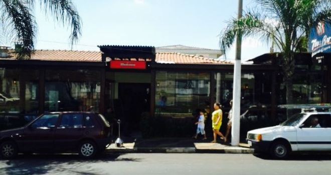 Tito'S Bar