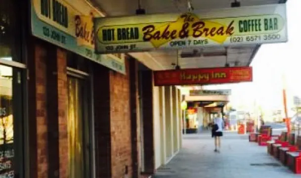 The Bake & Break Coffee Bar