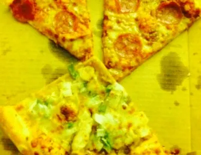 Husson's Pizza