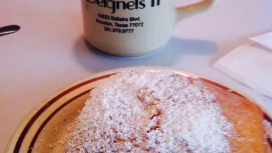 Chez Beignets Iii