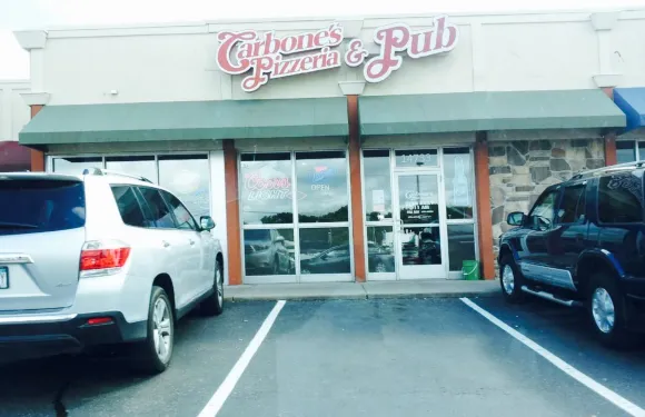 Carbone's Pizzeria