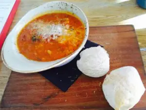 Mezza Luna Restaurant & Bar