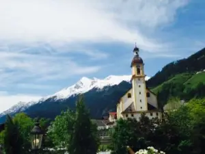 Kirchenwirt-Neustift KG