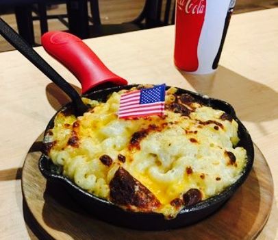 Mr Macs Macaroni and Cheese