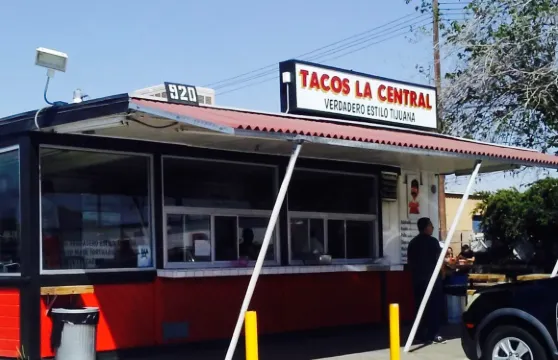 Tacos La Central