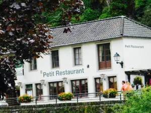 Petit restaurant Bistro city corner