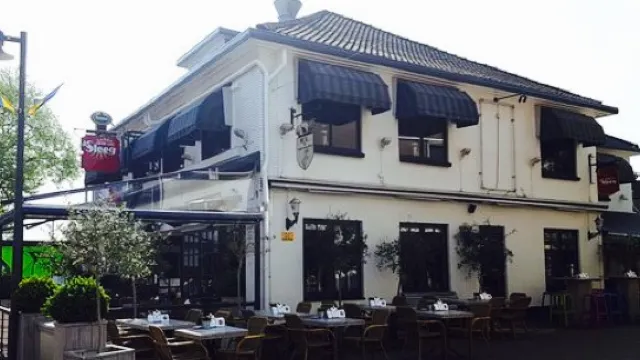 Grand cafe de steeg borne