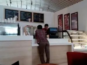 The Coffee Bean & Tea Leaf