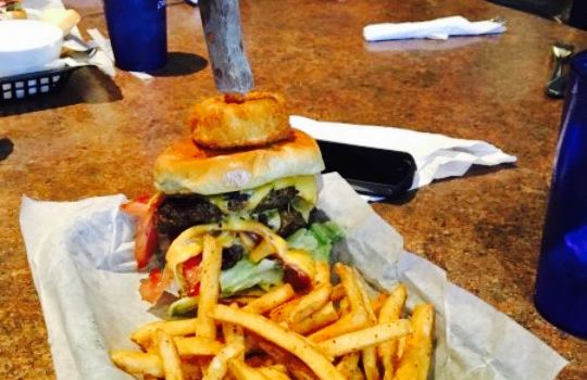 Rivals Bar & Grill